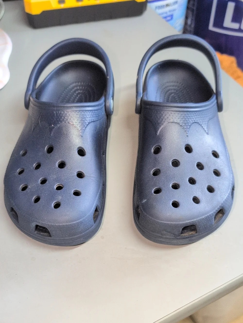 CROCS (Sz.8)  Classic Clog - Black